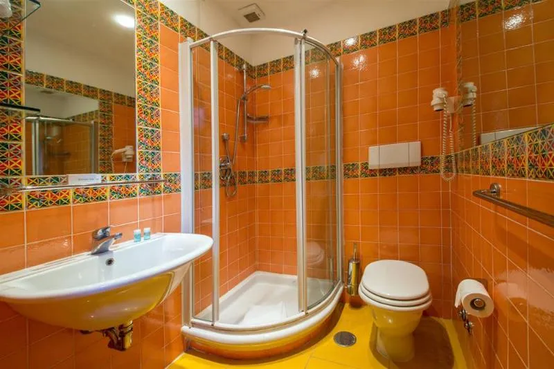 QUADRUPLE STANDARD Room, Tiziano, Rome