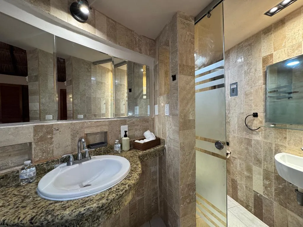 SUITE QUEEN SIZE BED Room, Cocos Cabañas, Cancun Area
