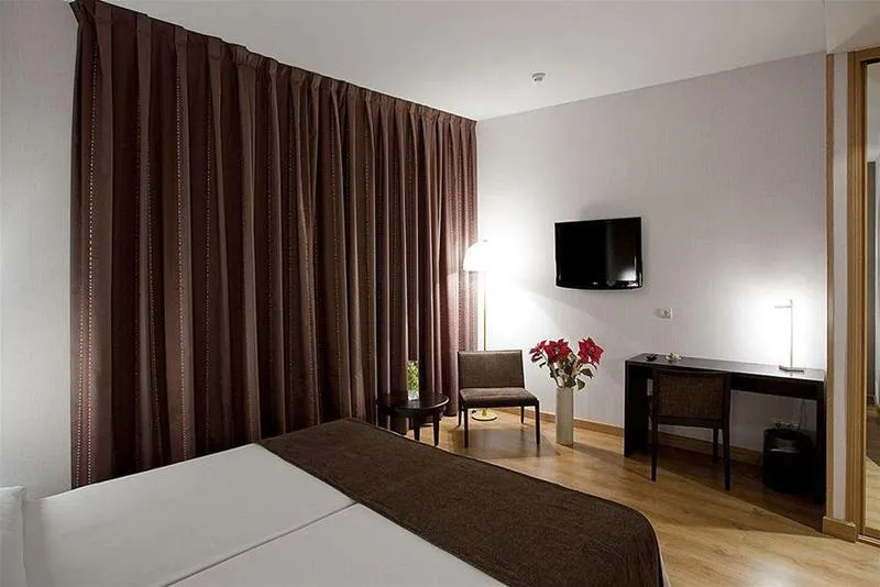 General view, Hostal Carlos III, Madrid