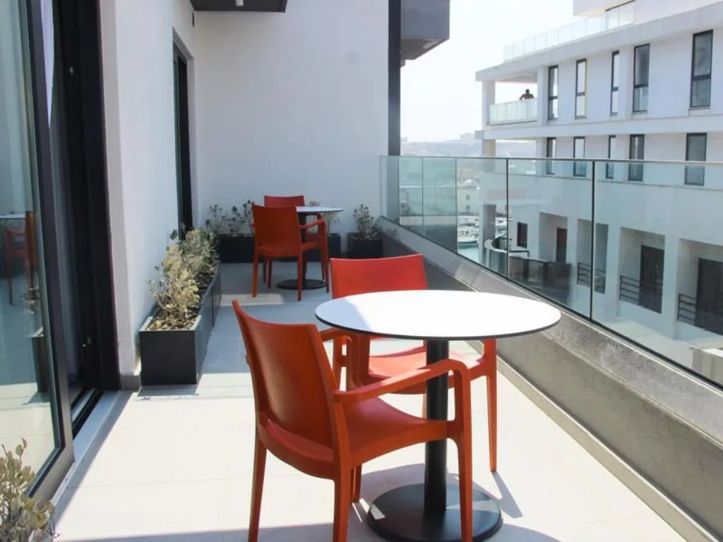 SUITE DELUXE Room, Verdi Gzira Promenade, Malta