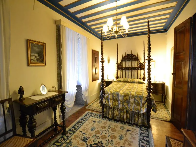 Room, Casa Das Paredes, Porto
