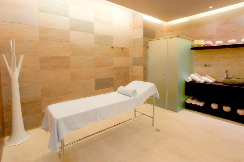Sports and Entertainment, Mar Hotels Playa Mar & Spa, Majorca