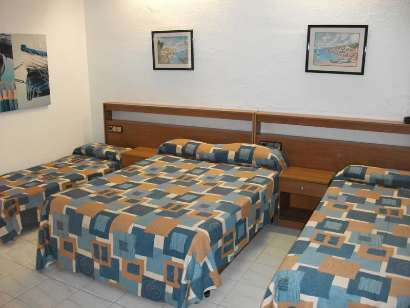 QUADRUPLE STANDARD Room, Nautilus, Costa Brava