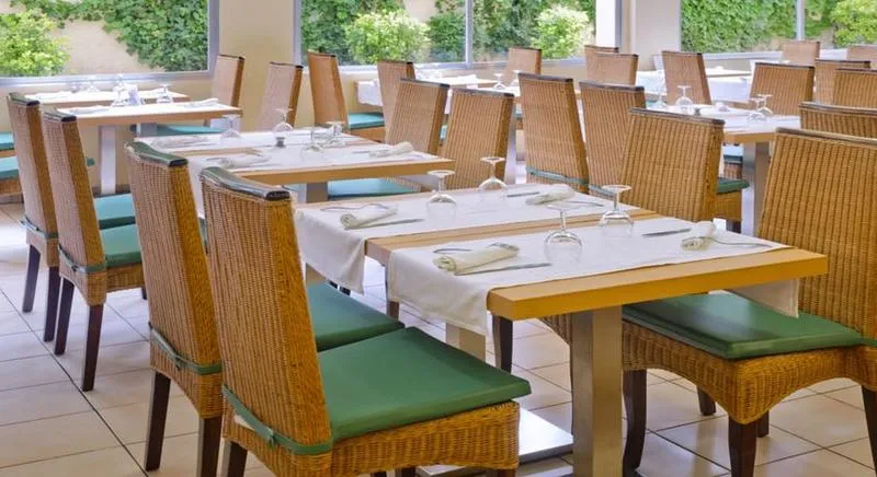 Restaurant, GHT Oasis Tossa & Spa, Costa Brava