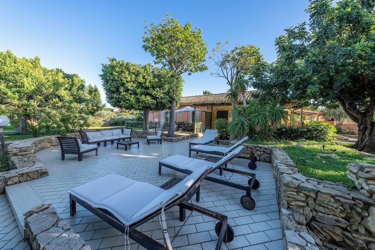 B&B Villa Carlotta Resort, Catania
