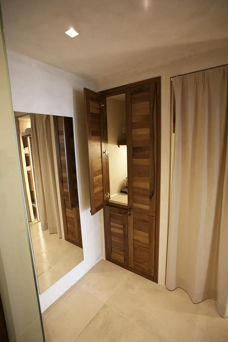 Room, Atlantis Beach Residence, Mykonos