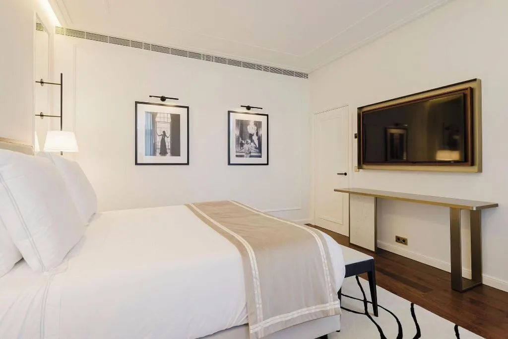Room, Lisbon Chiado Hotel & Spa, Lisbon