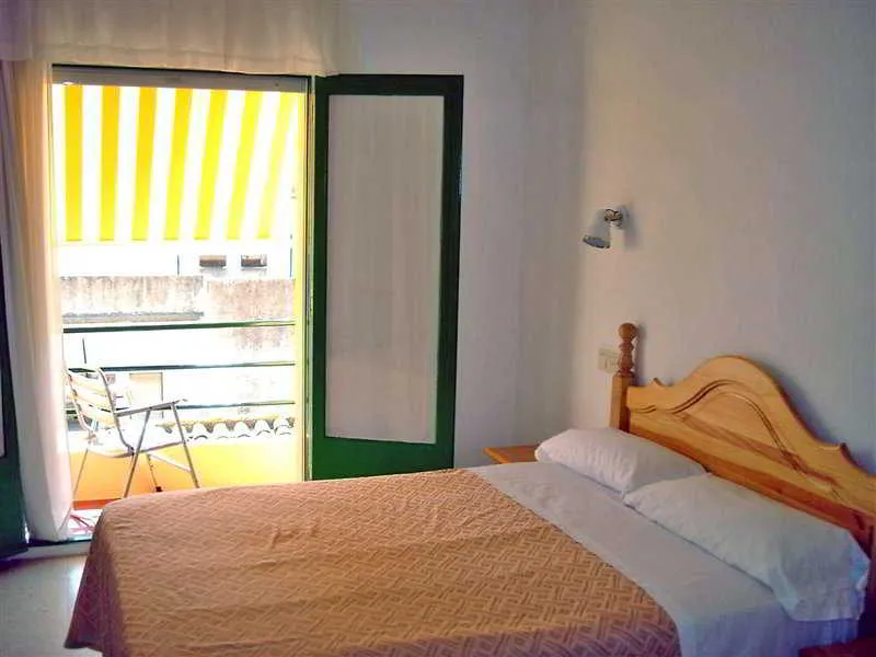 Room, Hostal Rom, Costa Brava