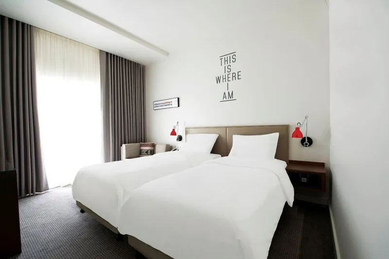 Room, Rove Downtown Dubai, Dubai