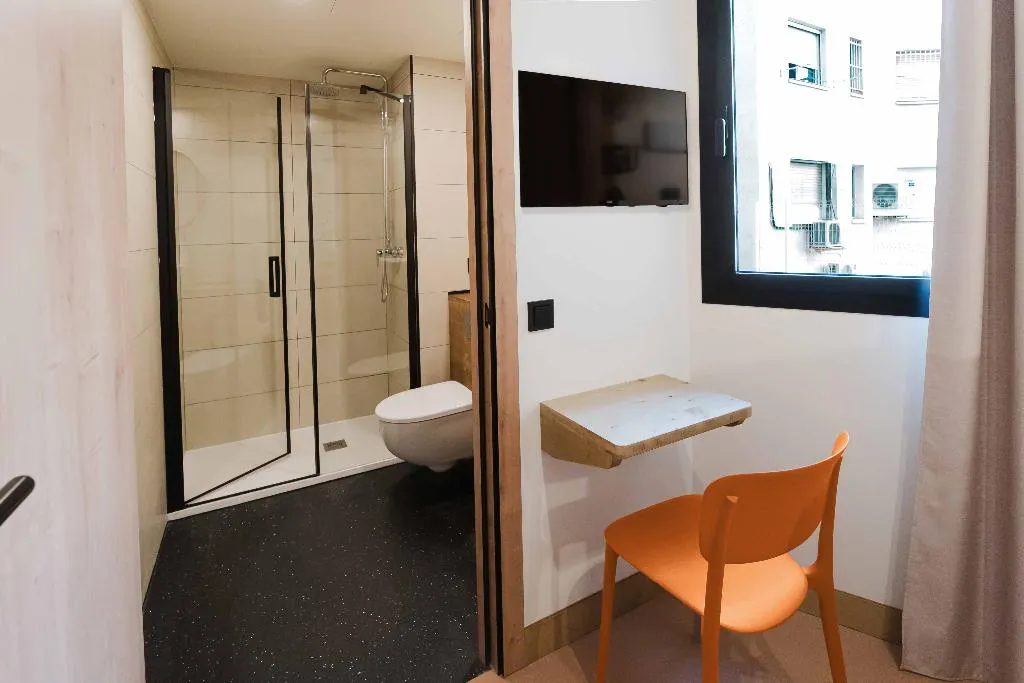 SINGLE STANDARD Room, easyHotel Alicante Centro, Costa Blanca