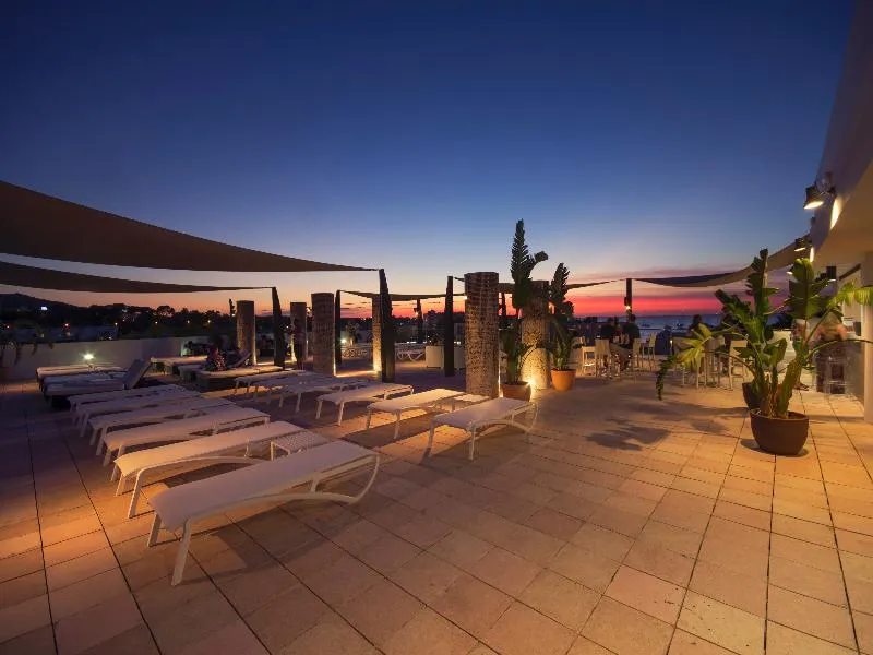 Terrace, AzuLine Hotel Bergantin, Ibiza