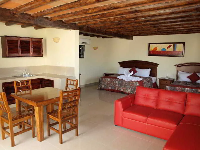 SUITE WITH TERRACE Room, El Campanario, Playa Del Carmen