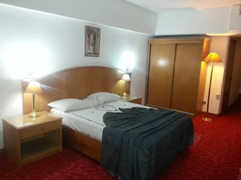 DOUBLE STANDARD Room, Pyramids Plaza Hotel, Cairo