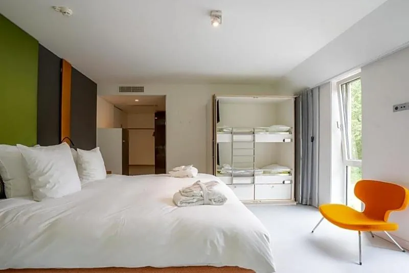 FAMILY ROOM STANDARD Room, blooming Hotel, Amsterdam