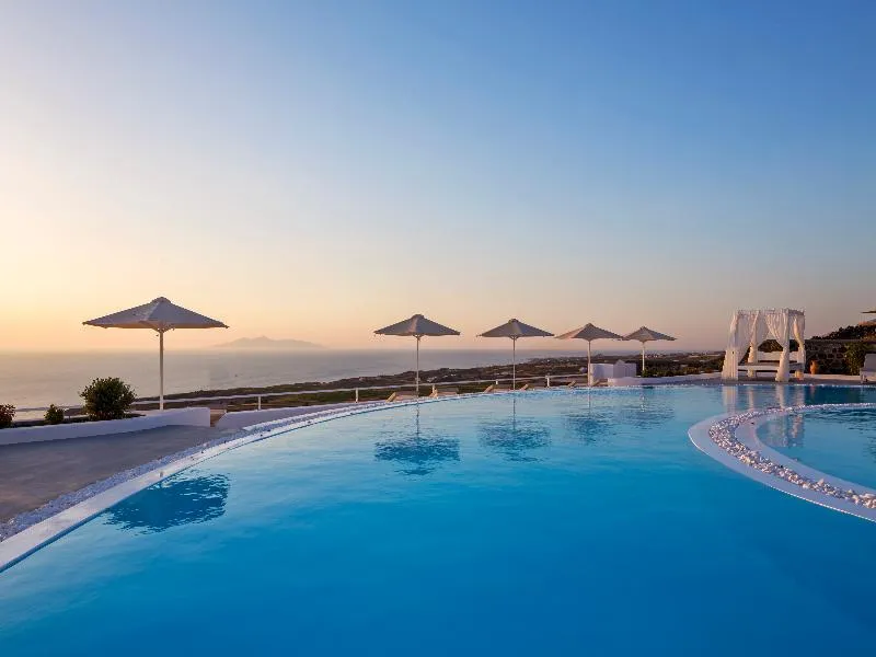 Pool, Amber Light Villas, Santorini
