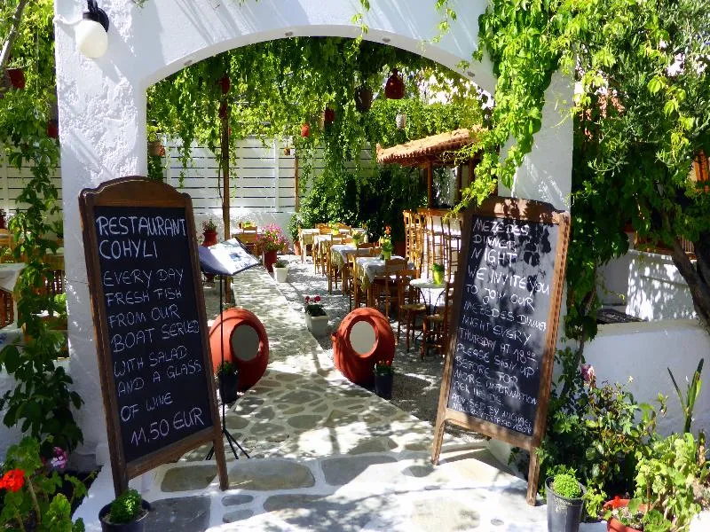 Bar, Cohyli, Samos