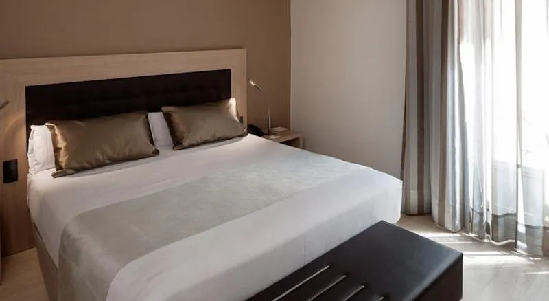 DOUBLE SINGLE USE STANDARD Room, Catalonia Plaza Mayor, Madrid