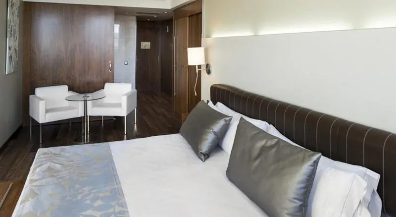 DOUBLE SINGLE USE STANDARD Room, Catalonia Ramblas, Barcelona