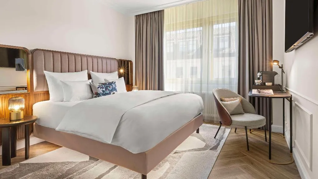 DOUBLE SUPERIOR Room, Vignette Collection Bristol Berlin, Berlin