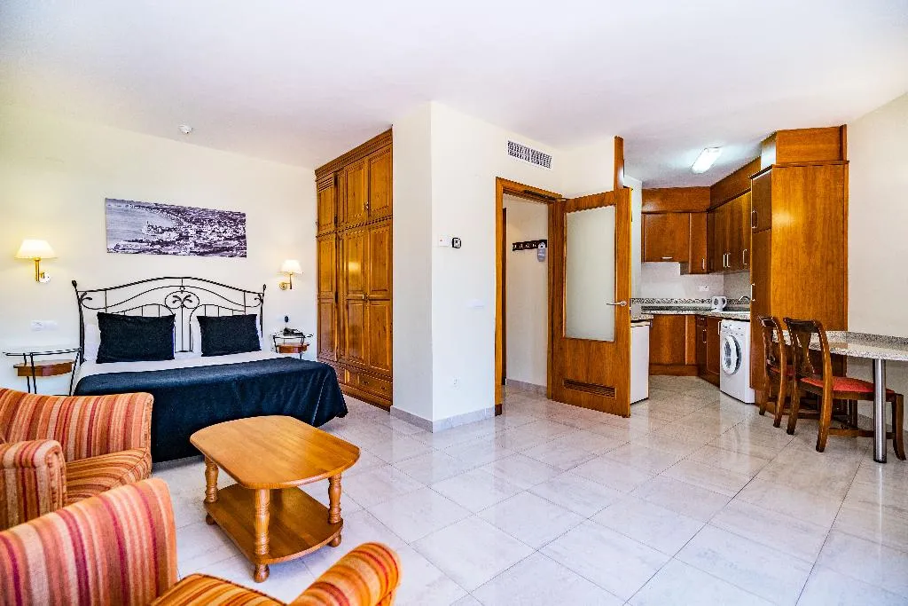 STUDIO STANDARD Room, Hotel Sunway Playa Golf & Spa, Sitges, Costa Brava