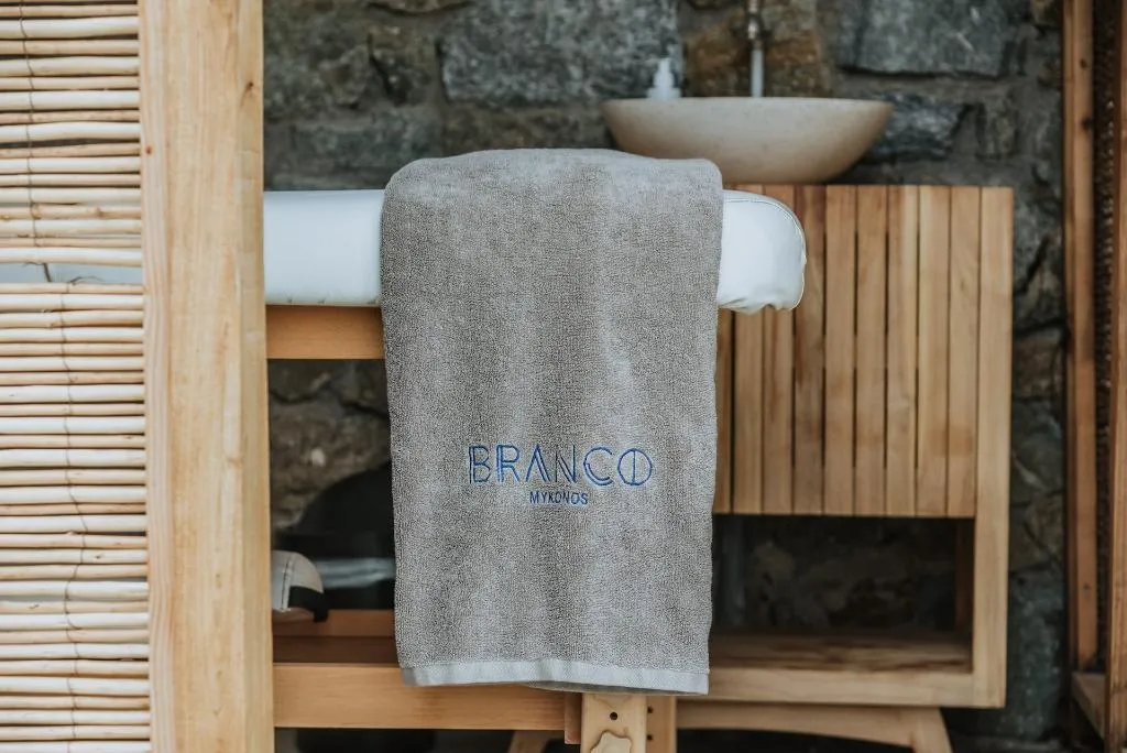 Sports and Entertainment, Branco Mykonos, Mykonos