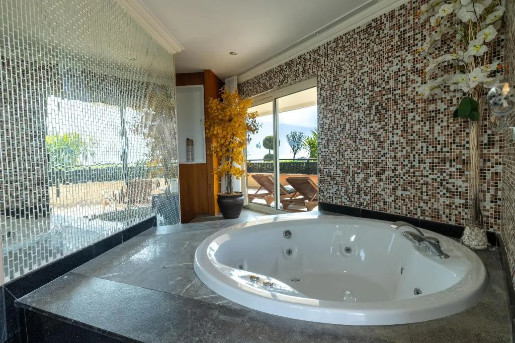 Room, Crystal Sunset Pearl Collection, Antalya