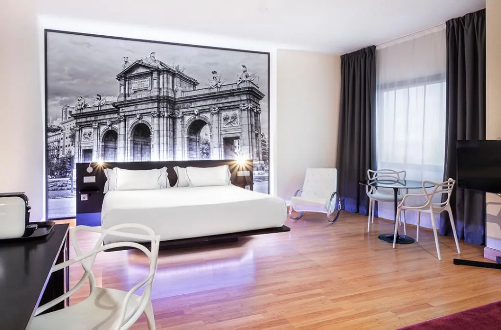 SUITE STANDARD Room, B&B HOTEL Madrid Aeropuerto T4, Madrid