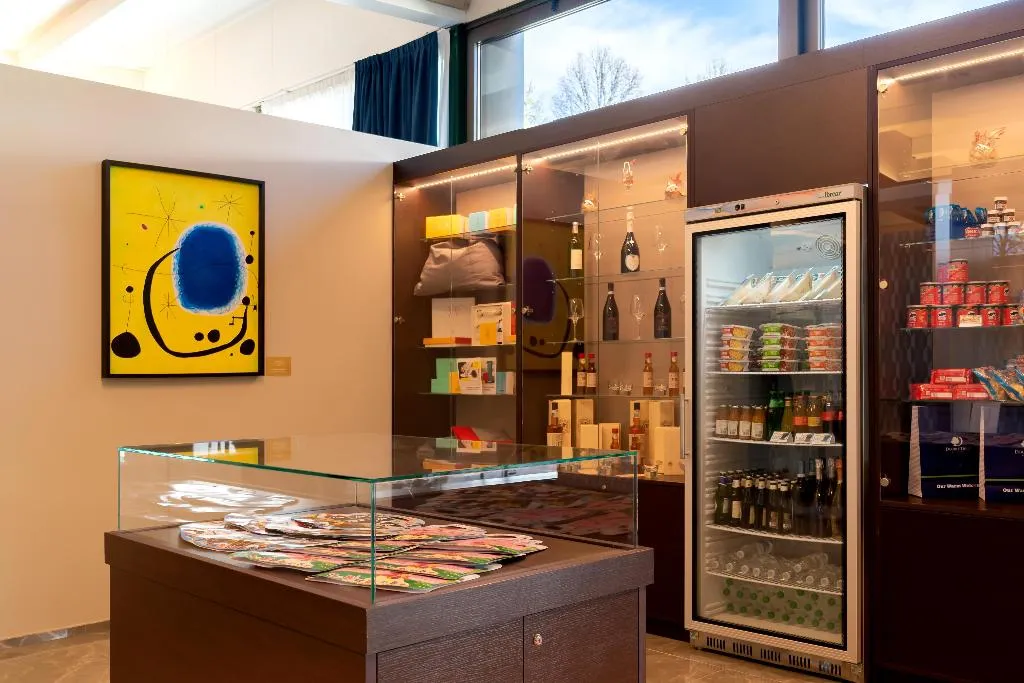 Restaurant, Doubletree by Hilton Milan Malpensa Solbiate Olona, Milan