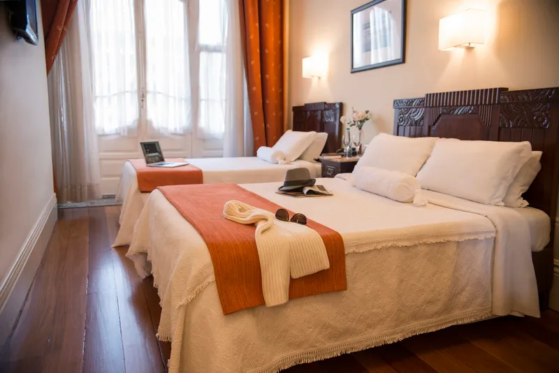 TWIN WITH BALCONY Room, Aliados, Porto
