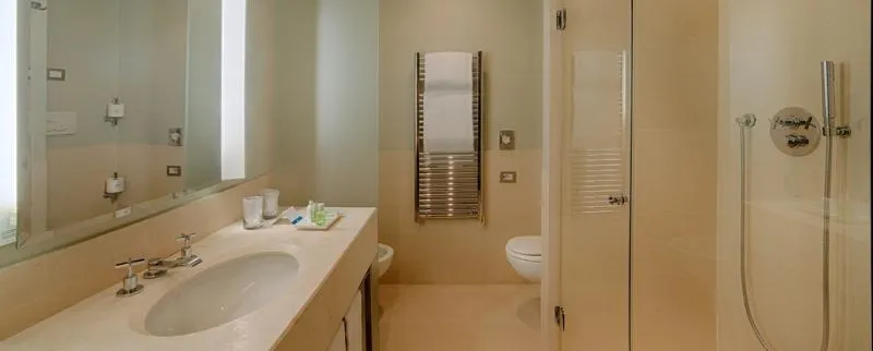 DOUBLE SUPERIOR Room, NH Linate, Milan