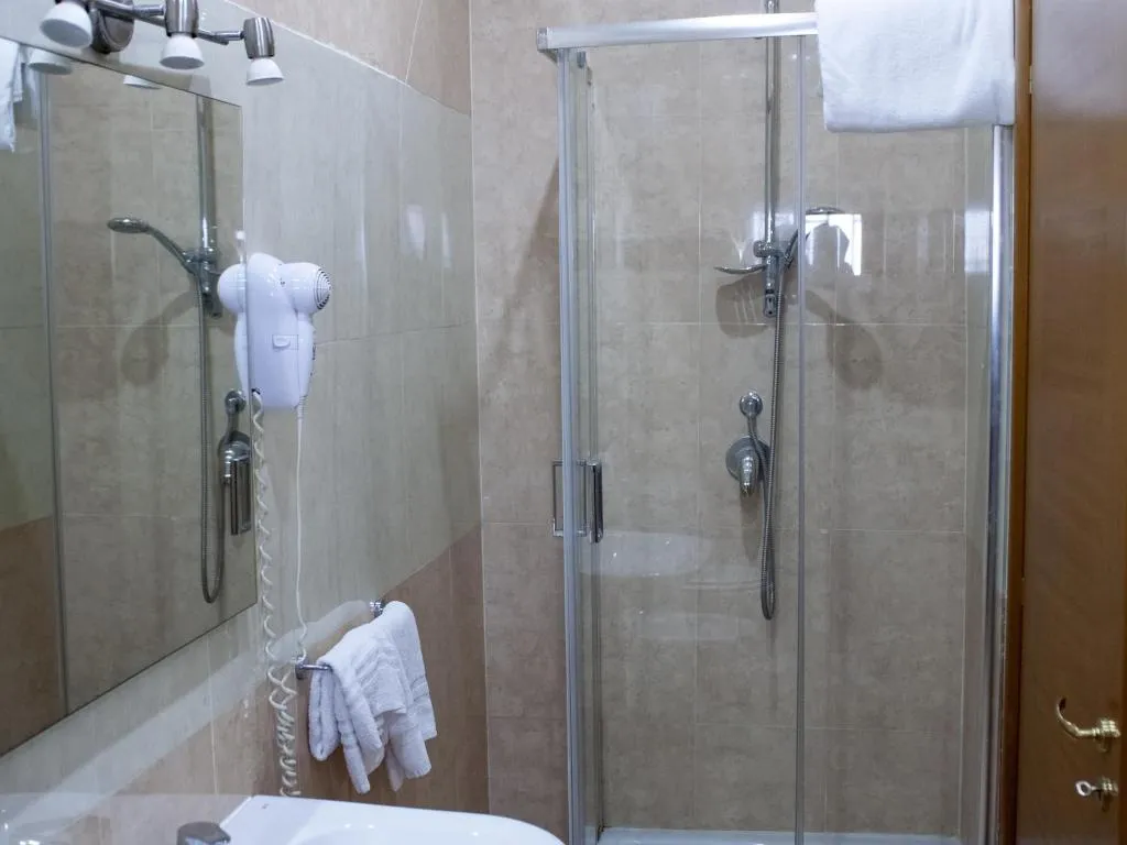 SINGLE STANDARD Room, Hotel Serena, Naples