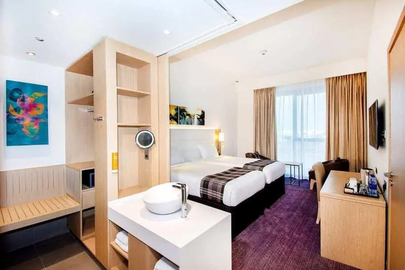 TWIN NON SMOKING Room, Premier Inn Dragon Mart Hotel, Dubai