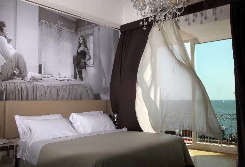 Room, Partenope Relais, Naples