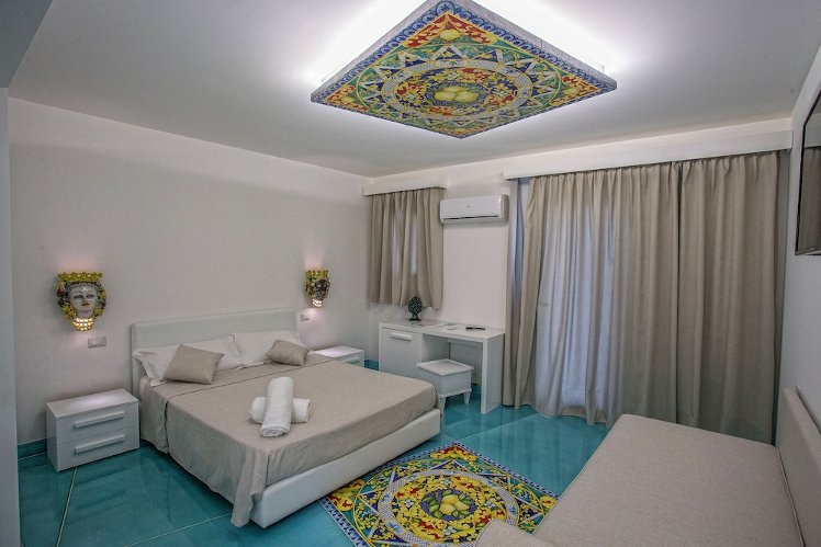 Tra le braccia di Morfeo, Palermo
