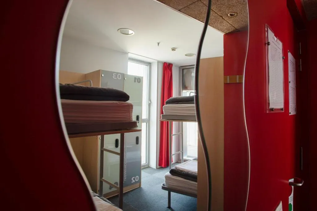 Bed in dormitory FEMALE ROOM Room, Barcelona Urbany Hostel, Barcelona