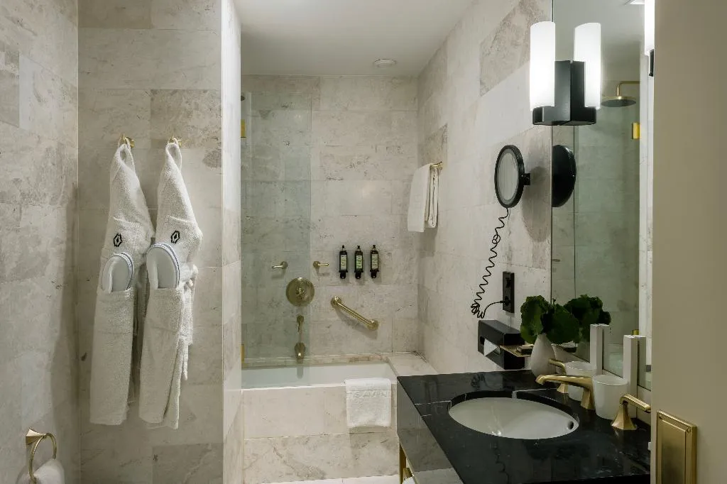 Double or Twin DELUXE Room, Altis Avenida, member Preferred Hotels & Resorts, Lisbon