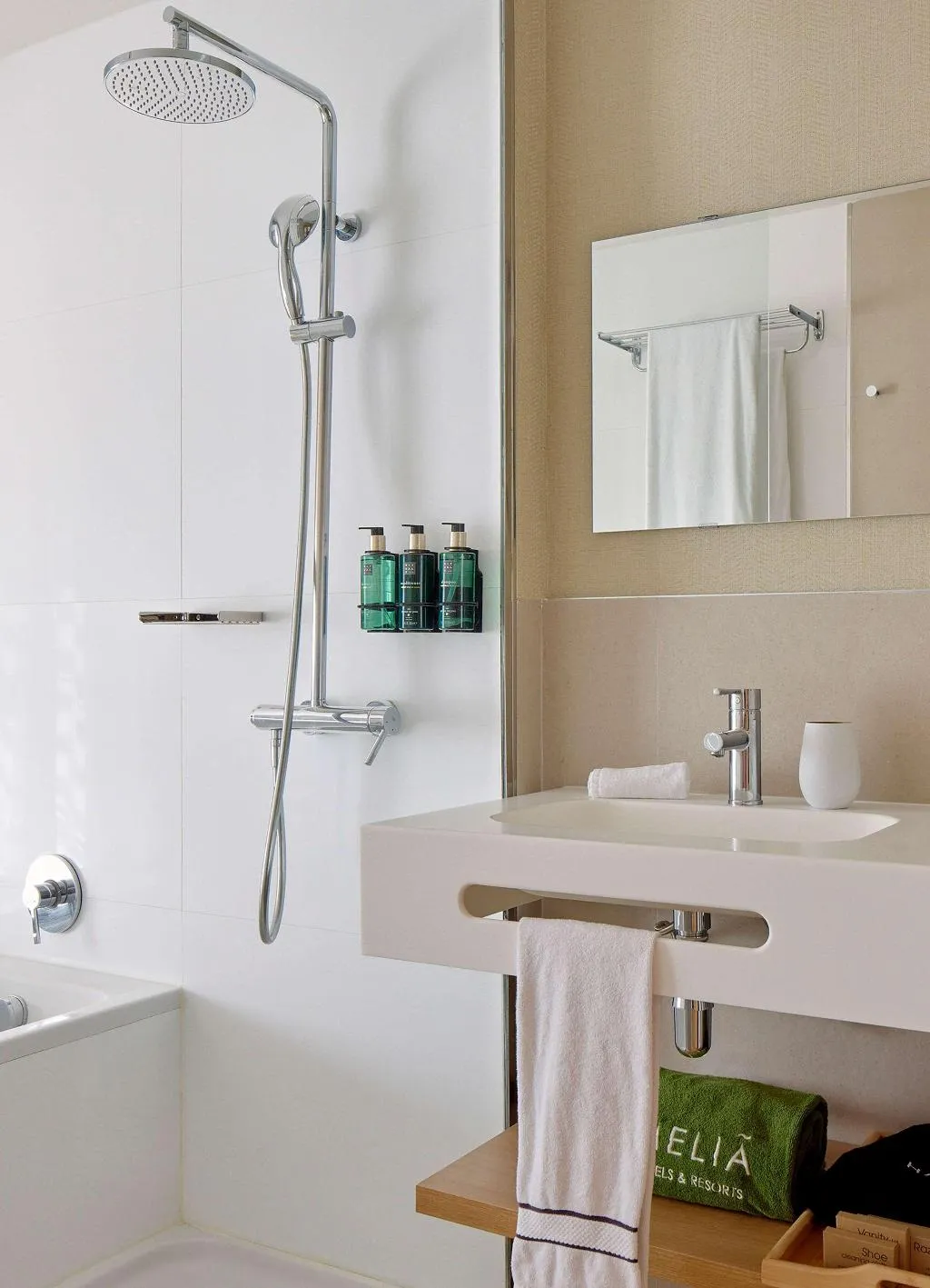 SUITE WITH JACUZZI WITH VIEWS Room, Melia Jardines del Teide, Tenerife