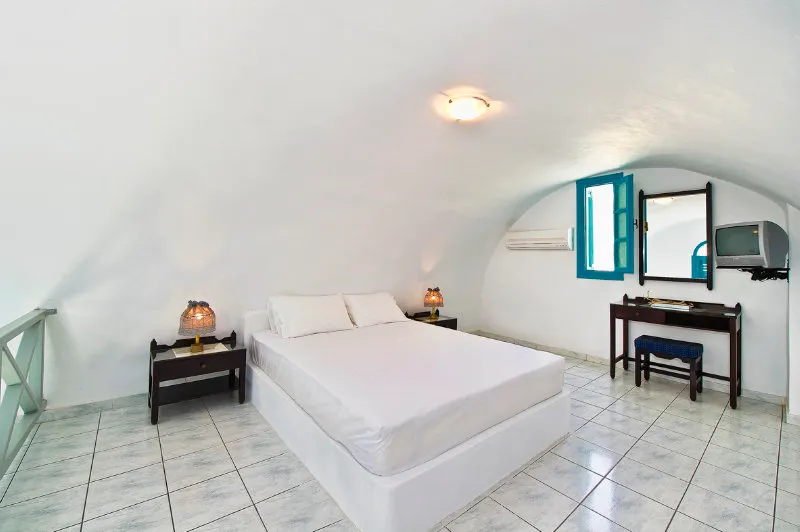 Room, Nissia Apartments, Santorini