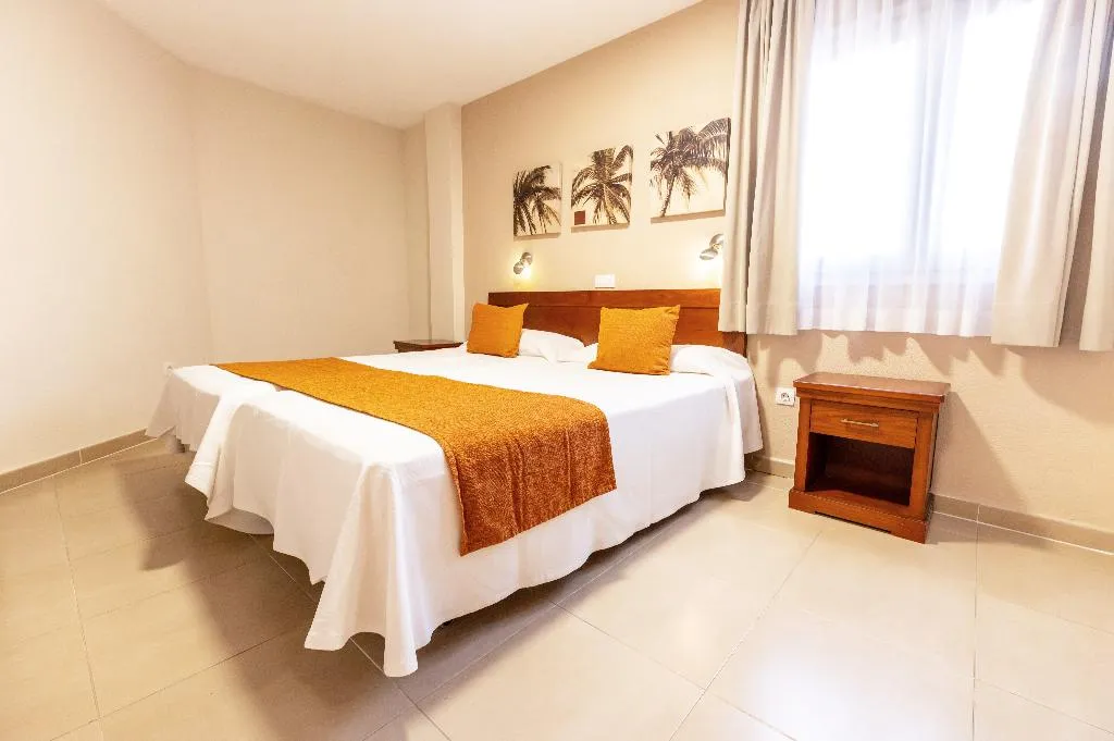 APARTMENT CAPACITY 5 TWO BEDROOMS Room, Vistasur, Tenerife