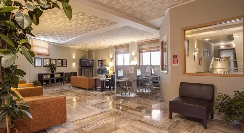 Lobby, Delle Nazioni, Florence