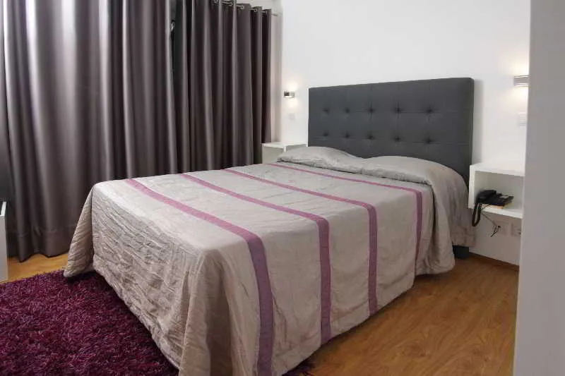 Room, A Ponte, Porto