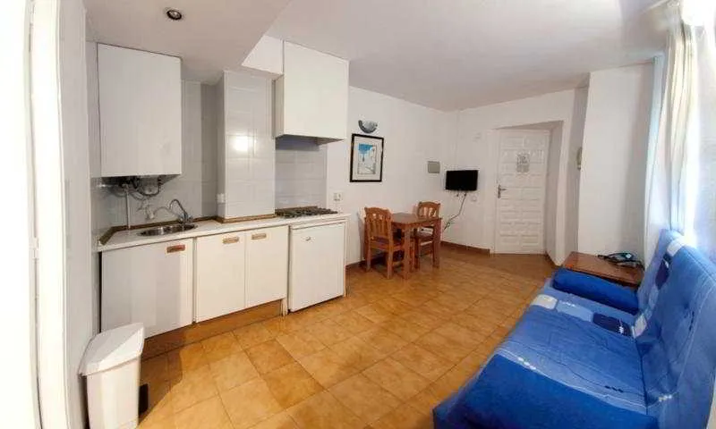 Room, El Divino Apartamentos, Ibiza