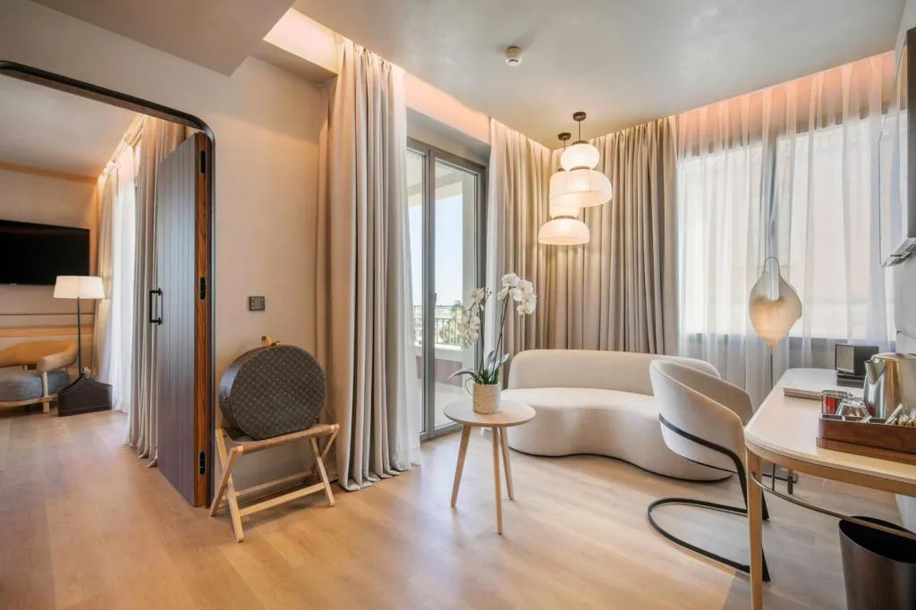 JUNIOR SUITE KING SIZE BED Room, Only YOU Hotel Málaga, Costa Del Sol