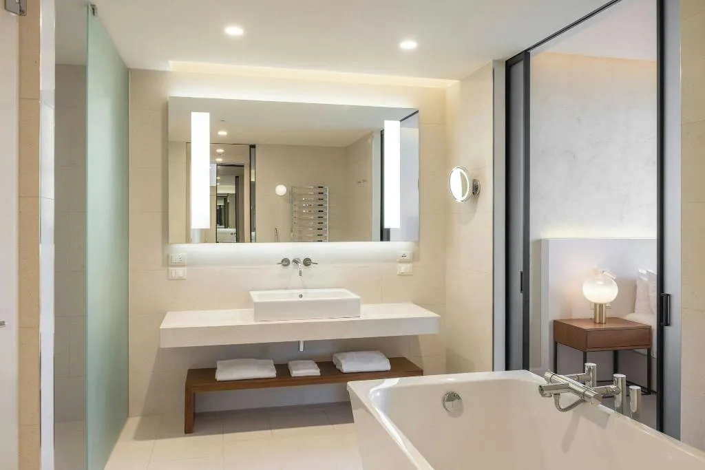 SUITE Presidential Room, JW Venice, Venice