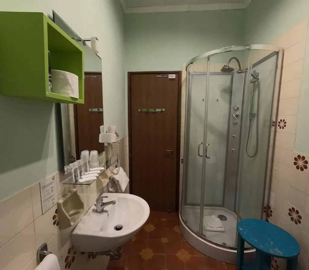 DOUBLE ECONOMY Room, Roma Room, Rome