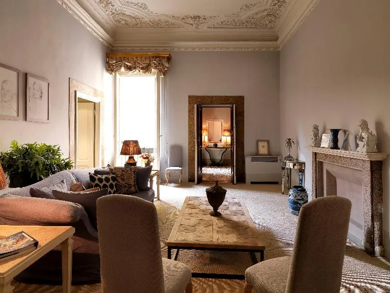 Lobby, Palazzo Di Camugliano, Florence