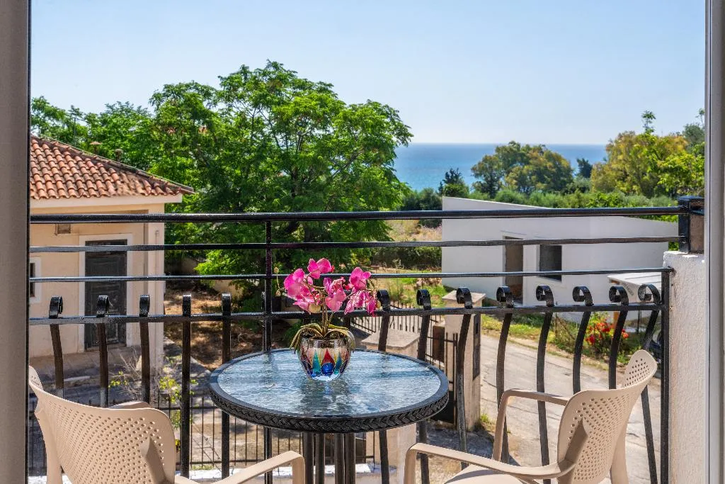 APARTMENT SEA VIEW TWO BEDROOMS Room, Dionysios Studios & Apartments, Kefallinia