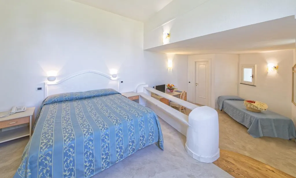 TRIPLE STANDARD Room, Oasi Castiglione, Naples