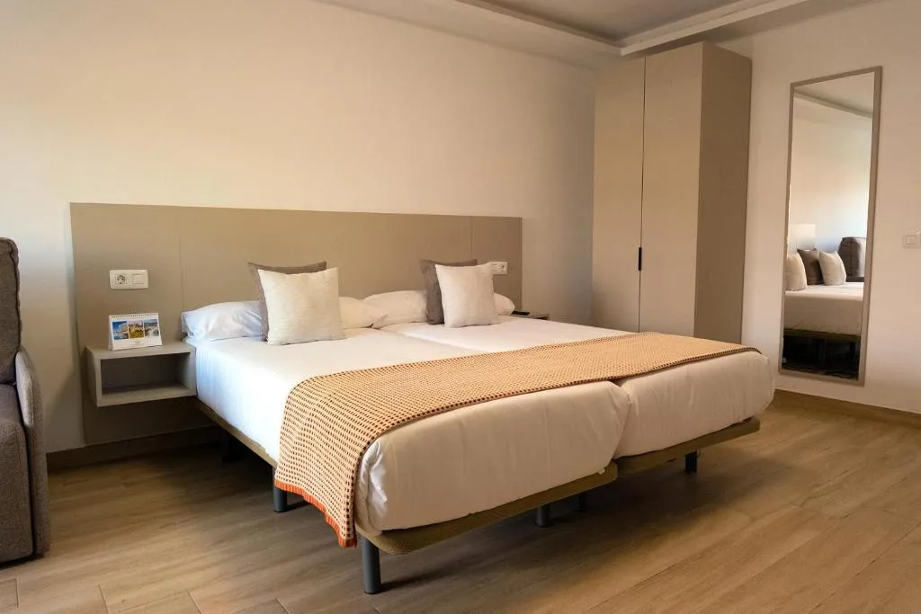 Room EXECUTIVE OCEAN VIEW Room, Perla Tenerife, Tenerife