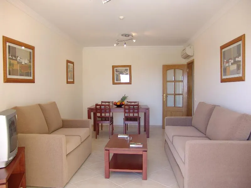 APARTMENT TWO BEDROOMS Room, Cerro Mar Atlântico, Algarve